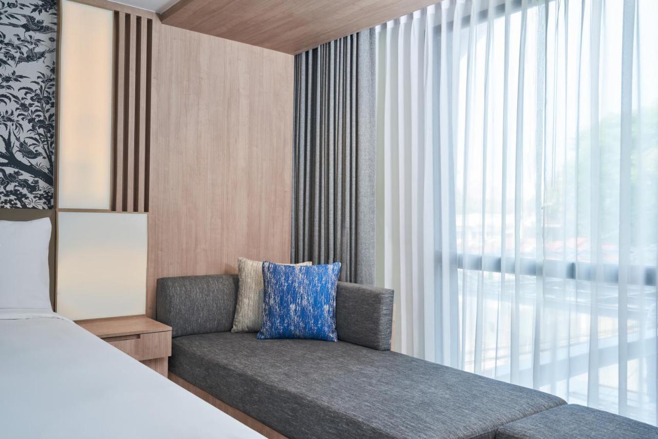 Courtyard By Marriott North Pattaya Hotel Bagian luar foto