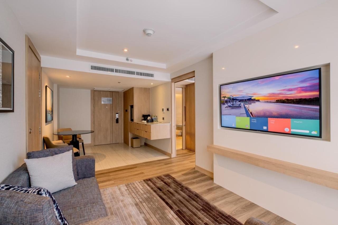 Courtyard By Marriott North Pattaya Hotel Bagian luar foto